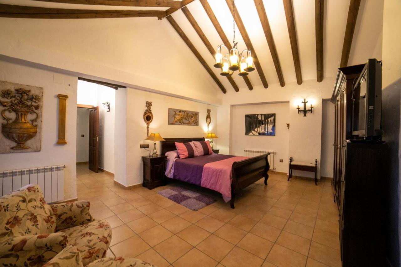 Cortijo El Segador Y El Capricho Villa Almedinilla Exterior photo